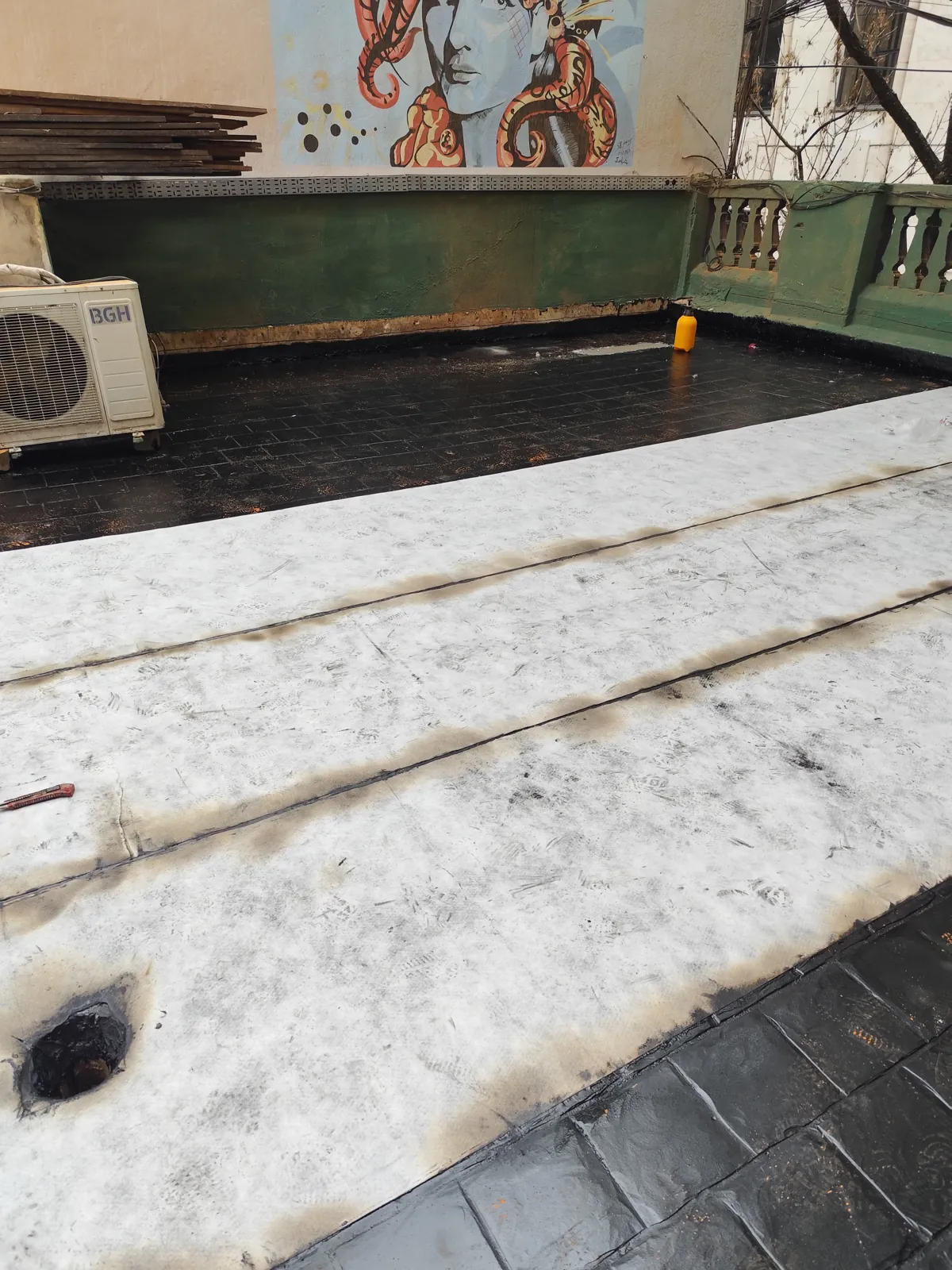 Terraza con membrana en aplicación.
